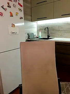 Cute Hot Alice online show from February 17, 2025, 9:30 pm