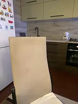 Cute Hot Alice online show from December 15, 2025, 10:25 pm