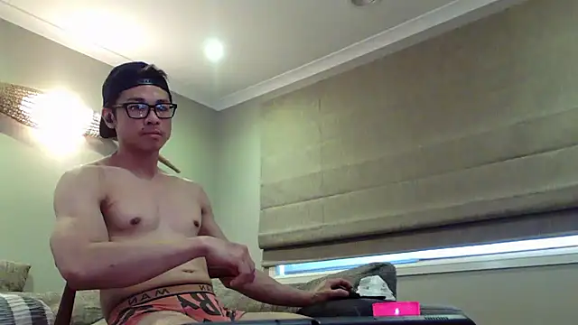 Snapshot of Surfbod chatting on January 21, 2025, 4:21 am Surfbod online show from January 21, 2025, 4:21 am