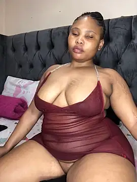 Snapshot of Anaelle24 chatting on February 22, 2026, 6:02 am Anaelle24 online show from February 22, 2026, 6:02 am