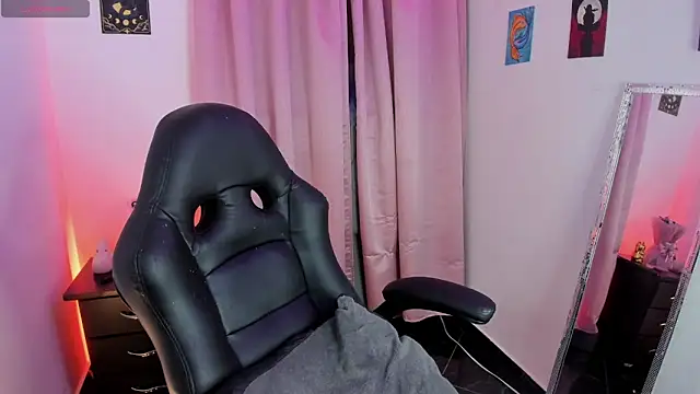 indra cam online show from November 20, 2025, 3:39 am