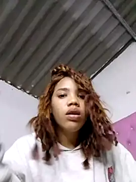 1CANDYLOVE online show from November 23, 2025, 2:00 am