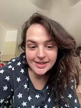 Snapshot of Quinnrose0420 chatting on February 25, 2025, 5:25 pm Quinnrose0420 online show from February 25, 2025, 5:25 pm