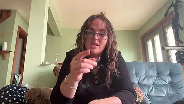 Snapshot of Quinnrose0420 chatting on September 18, 2025, 5:04 pm Quinnrose0420 online show from September 18, 2025, 5:04 pm