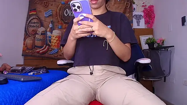 aisha sh online show from September 29, 2025, 11:59 am