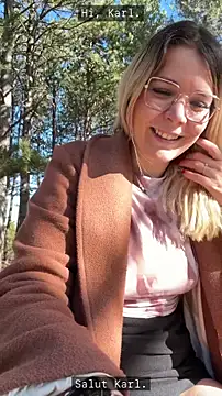 EmyLana online show from April 5, 2026, 7:38 am