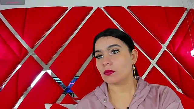 SusanCouper online show from February 13, 2025, 10:33 pm