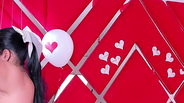 SusanCouper online show from February 15, 2025, 5:19 am