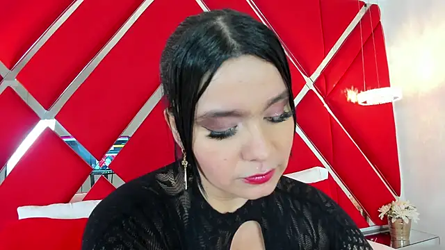 SusanCouper online show from February 26, 2025, 9:48 pm