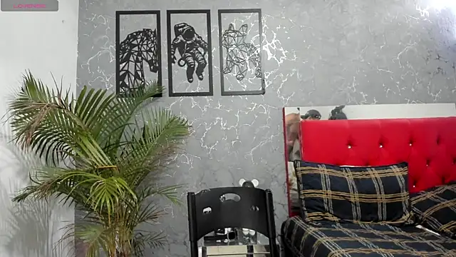 Snapshot of pepe_joness chatting on October 25, 2025, 9:31 pm pepe joness online show from October 25, 2025, 9:31 pm