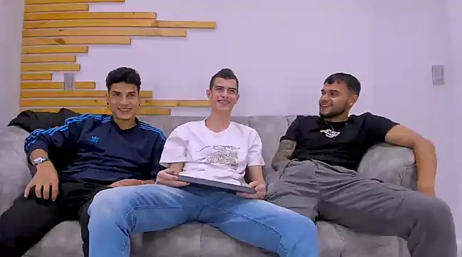 hot day online show from January 16, 2025, 1:27 am