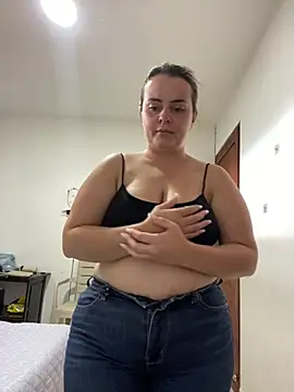Snapshot of Im_Amelia chatting on May 6, 2026, 9:20 pm Im Amelia online show from May 6, 2026, 9:20 pm