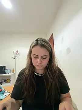 Im Amelia online show from July 18, 2026, 4:33 pm