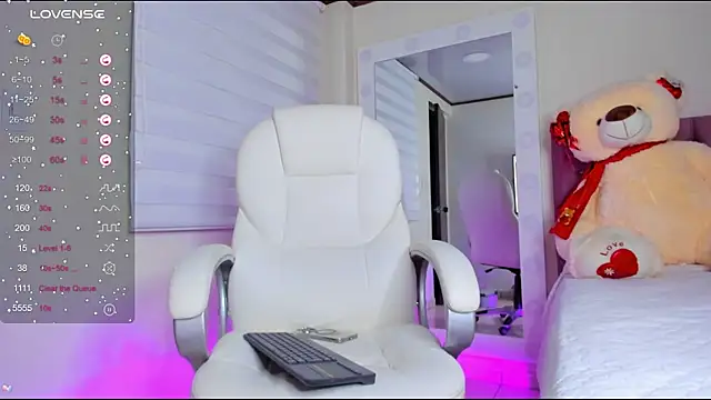 isaa 19 online show from February 4, 2025, 9:17 am