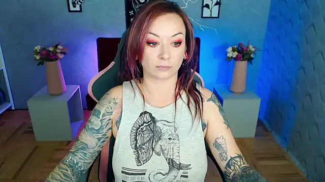 Miss-Tattoo online show from November 10, 2025, 12:59 pm