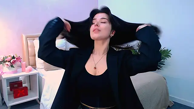  Sun Shy  online show from December 2, 2025, 1:17 pm