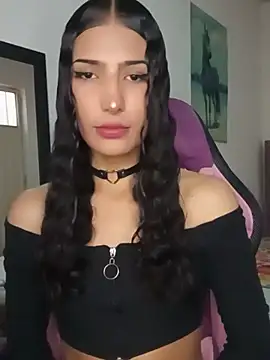 Lanna hott  online show from July 21, 2026, 5:48 pm