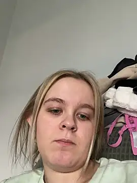 princess blondex online show from February 27, 2025, 4:32 pm