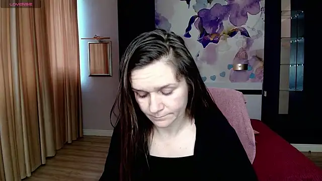 AriaGray online show from March 21, 2026, 7:57 am