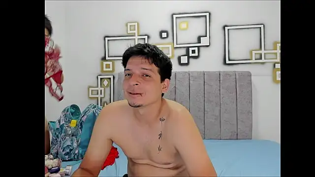 FerneyManti online show from October 25, 2025, 1:29 pm