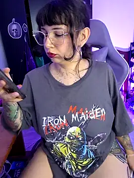 Aria Bennett21 online show from June 4, 2026, 3:23 am