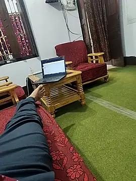 Snapshot of biharihotlund chatting on November 5, 2025, 10:15 am biharihotlund online show from November 5, 2025, 10:15 am