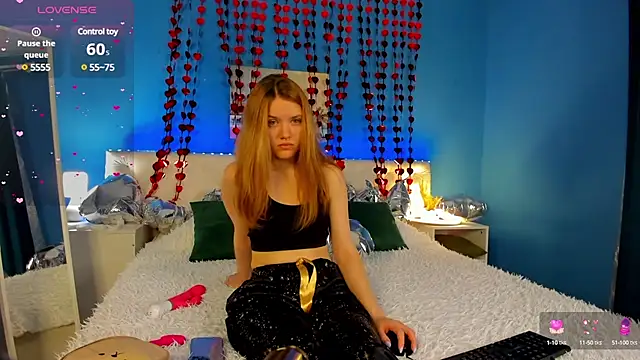Eva  Lewis online show from February 16, 2025, 1:14 am