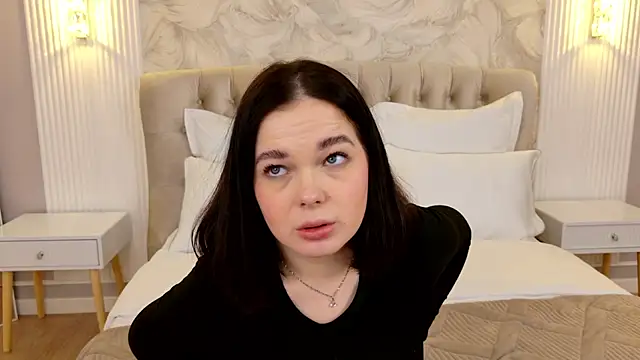 Snapshot of DeniseReese chatting on February 12, 2025, 9:10 am DeniseReese online show from February 12, 2025, 9:10 am