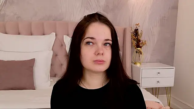 Snapshot of DeniseReese chatting on October 21, 2025, 2:23 am DeniseReese online show from October 21, 2025, 2:23 am