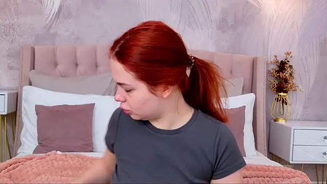 Snapshot of DeniseReese chatting on November 20, 2025, 2:56 am DeniseReese online show from November 20, 2025, 2:56 am