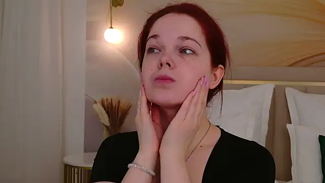 DeniseReese online show from April 15, 2026, 2:29 am