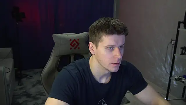 Bruno Banani online show from December 2, 2025, 5:19 pm