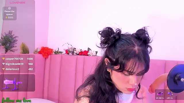 zyle boobs online show from October 31, 2025, 12:06 pm