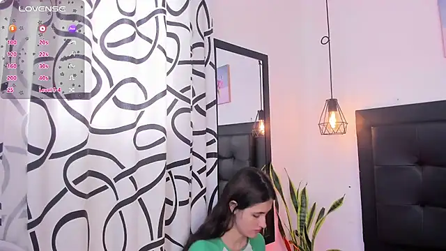 Snapshot of sweet_abby1 chatting on December 13, 2024, 12:17 pm sweet abby1 online show from December 13, 2024, 12:17 pm