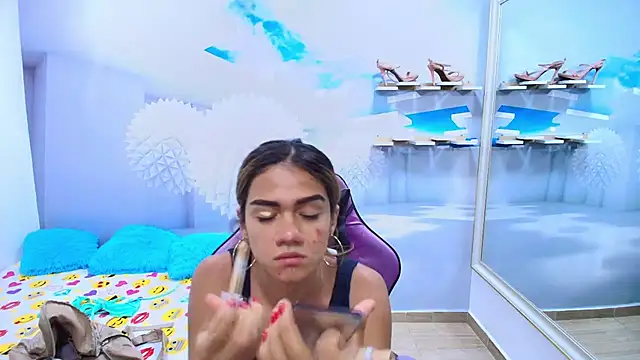 DEMI LEED online show from April 4, 2026, 12:24 pm