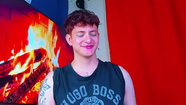 GabyThoms online show from December 17, 2025, 11:22 pm