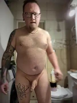 Snapshot of PierreNaked89 chatting on December 15, 2024, 5:53 pm PierreNaked89 online show from December 15, 2024, 5:53 pm