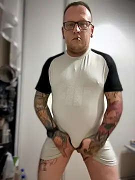 Snapshot of PierreNaked89 chatting on October 9, 2025, 9:13 pm PierreNaked89 online show from October 9, 2025, 9:13 pm