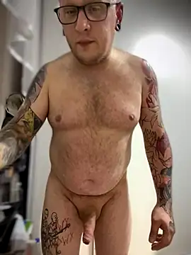 Snapshot of PierreNaked89 chatting on October 10, 2025, 8:30 pm PierreNaked89 online show from October 10, 2025, 8:30 pm