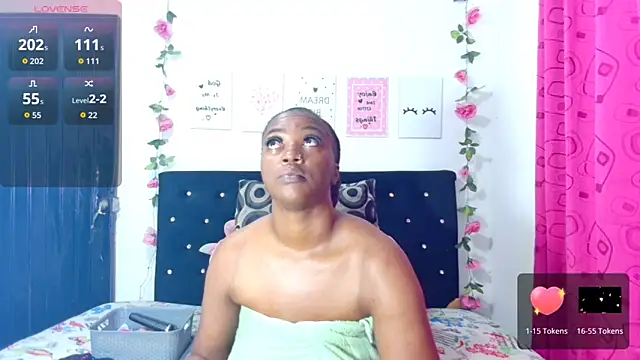 CiaraEbony online show from November 28, 2025, 1:41 am