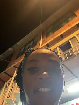 CiaraEbony online show from April 17, 2026, 11:52 pm