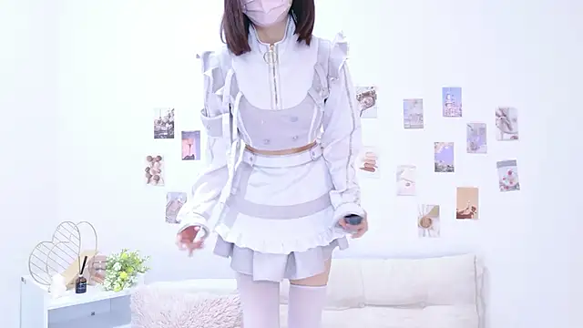 x-naru-x online show from October 2, 2025, 2:13 pm