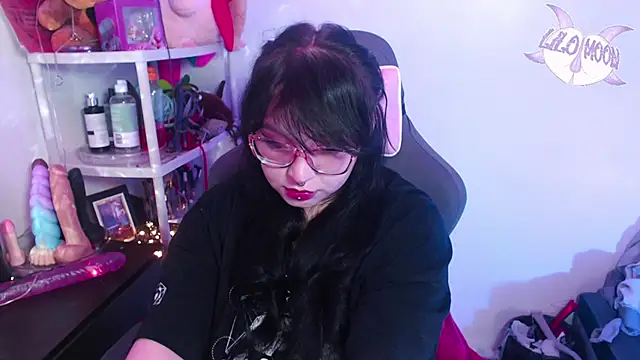 Snapshot of LiloMoon69 chatting on January 15, 2025, 2:27 am LiloMoon69 online show from January 15, 2025, 2:27 am