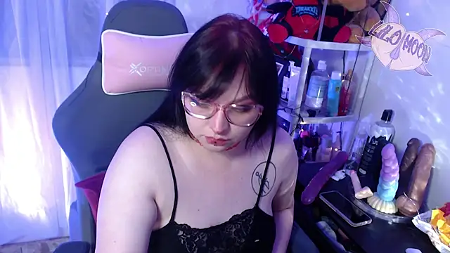 Snapshot of LiloMoon69 chatting on February 23, 2025, 3:45 am LiloMoon69 online show from February 23, 2025, 3:45 am