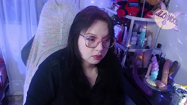 Snapshot of LiloMoon69 chatting on March 7, 2025, 3:40 am LiloMoon69 online show from March 7, 2025, 3:40 am