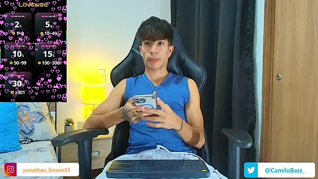  CamiloBass online show from April 2, 2026, 10:29 pm