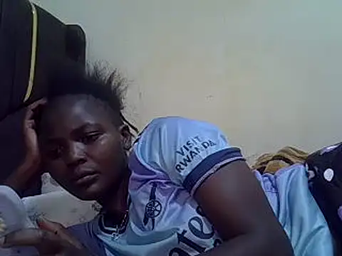 pretty vivy online show from February 17, 2025, 2:37 pm