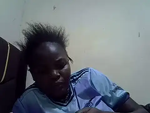 pretty vivy online show from February 17, 2025, 5:43 pm