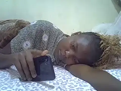 pretty vivy online show from March 23, 2025, 7:09 am