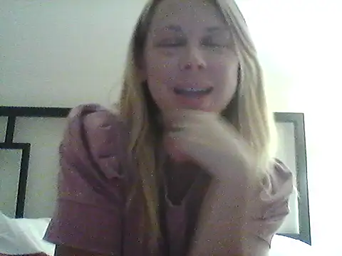 Snapshot of burrkitty chatting on November 21, 2025, 3:16 am burrkitty online show from November 21, 2025, 3:16 am